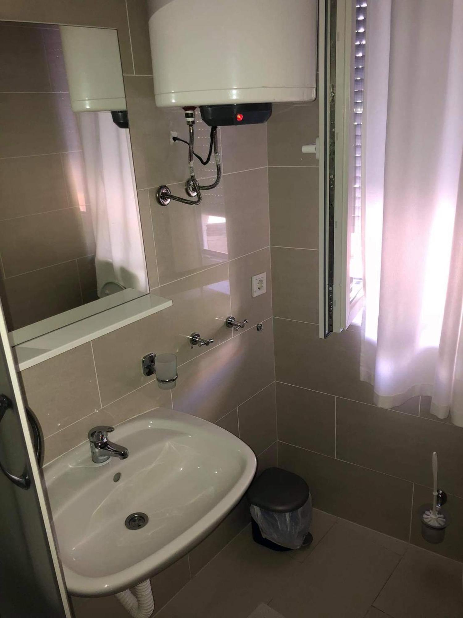 Krk Kornic Apartments Room photo