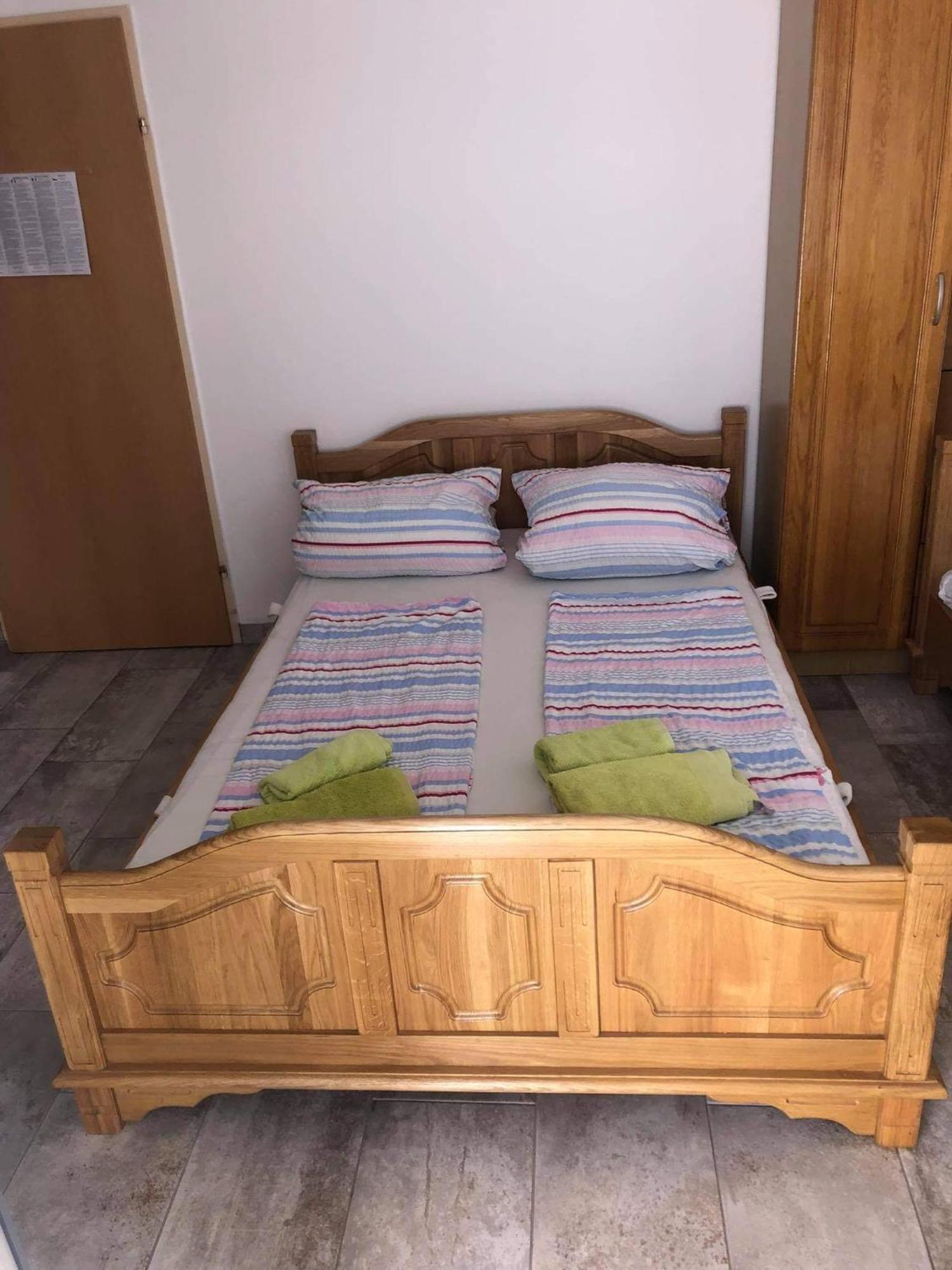 Krk Kornic Apartments Room photo